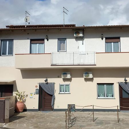 Casa Luce Leilighet Marina di Massa Eksteriør bilde